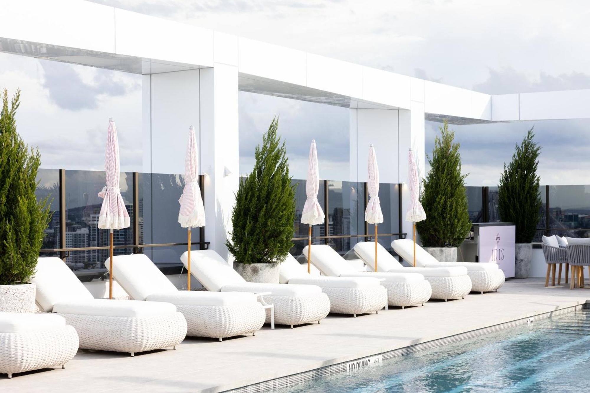 Hotel X Brisbane Fortitude Vly, Vignette Collection By Ihg Fortitude Valley Exterior foto The pool at the 12th floor